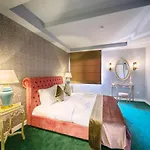 Phoenicia Comfort Hotel